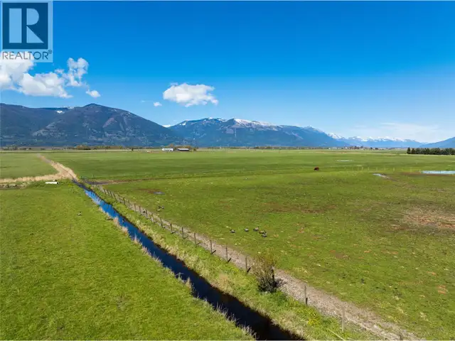 305 KOOTENAY RIVER Road Creston, British Columbia in Land for Sale in Nelson - Image 9