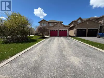 Beautifully Updated All-Brick Family Home Just Steps To Lake Simcoe and parks!Welcome to 1 Buman Cou...