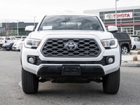 One Owner - Running Boards - Tonneau Cover - Multi Terrain Select - Keyless Ignition Built for adven... (image 2)