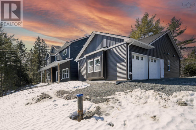 520 Perrin Drive Fall River, Nova Scotia in Houses for Sale in Dartmouth