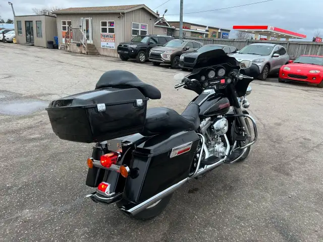 2005 Harley-Davidson FLHT ELECTRA, CAMS, TENSIONER, PYTHON PIPES in Street, Cruisers & Choppers in London - Image 6