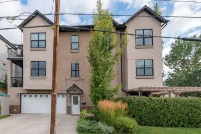 UNISON UNFURNISHED 2 BEDROOM TOWNHOUSE IN BRIDGELAND