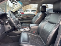 Double L Motors Ltd. 2015 INFINITI QX60 Premium AWD Luxury, Space & Peace of Mind. Step into comfort... (image 9)