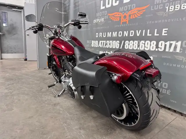 2017 Harley-Davidson FXSB Breakout in Street, Cruisers & Choppers in Drummondville - Image 10