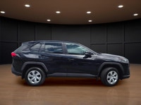 Price includes $1,000 finance credit. Price does not include fees or taxes. Experience the 2021 Toyo... (image 3)