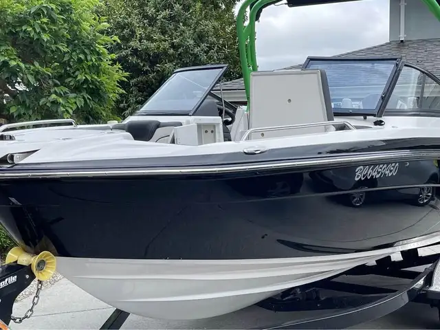 2018 YAMAHA 212X (FINANCING AVAILABLE) in Powerboats & Motorboats in Cambridge - Image 6