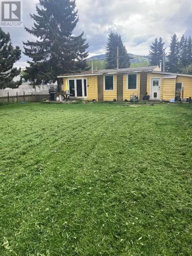 3305 ALFRED AVENUE Smithers, British Columbia in Houses for Sale in Smithers - Image 6
