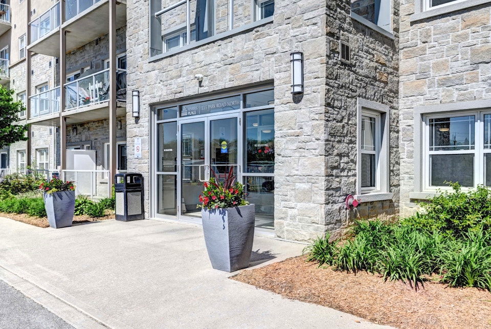 Harris Place Apartments - Fitzgerald Apartment for Rent - Brantf 3
