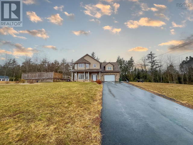 63 DANICA Drive Pine Grove, Nova Scotia in Houses for Sale in Bridgewater - Image 2