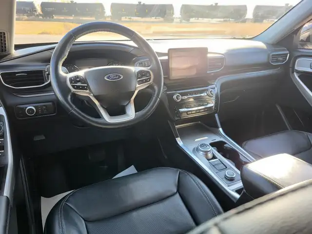 Ford Explorer Limited 20226063876509643673618