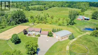 Escape the hustle and bustle of the city and embrace tranquil country living! Discover serene vistas...