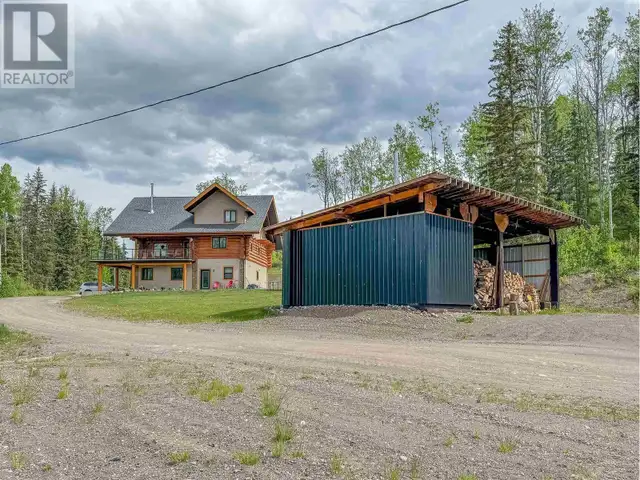 585 16 HIGHWAY Smithers, British Columbia in Houses for Sale in Smithers - Image 38