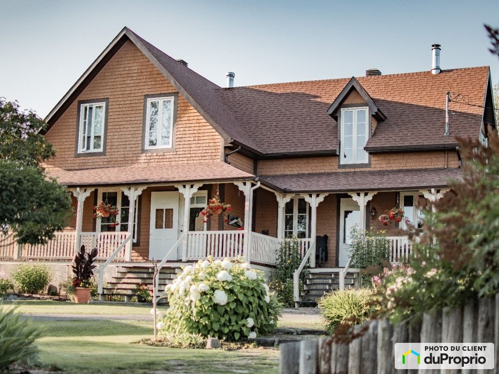 $1,498,000 - 2 Storey for sale in St-Simeon-De-Bonaventure — photo 1