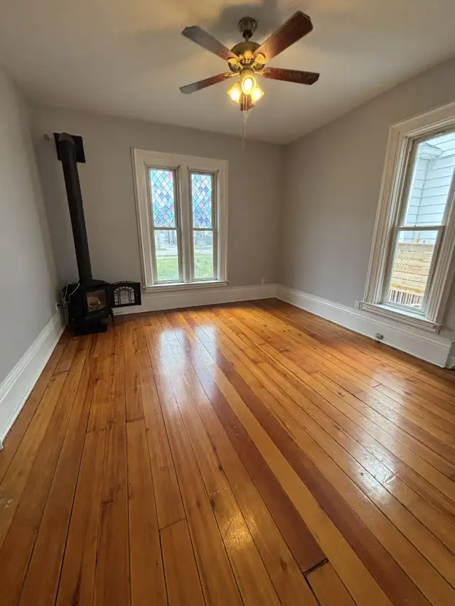 2-184 Christina St S – 1-Bedroom Apt (Near Riverfront) in Long Term Rentals in Sarnia - Image 15