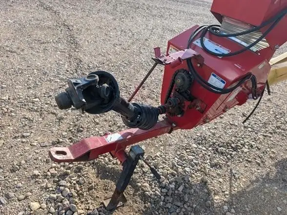 2014 WESTFIELD MKX130-94 in Farming Equipment in Edmonton - Image 6