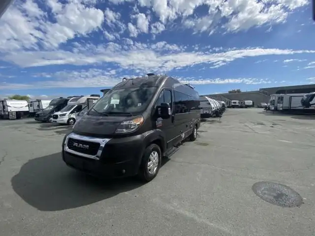 2021 Thor Motor Coach Sequence 20K in RVs & Motorhomes in Bedford - Image 9