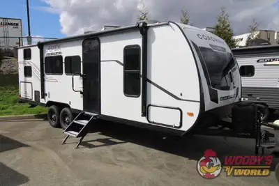 MVSA #40458 ALL TYPES OF CREDIT ACCEPTED Specifications and Features: Exterior Height: 10' 2 Exterio...
