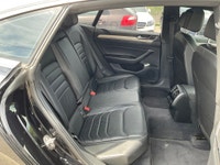 Vehicle Highlights: - R-LINE - Highly optioned - Dealer serviced Just landed is a very rare and desi... (image 8)