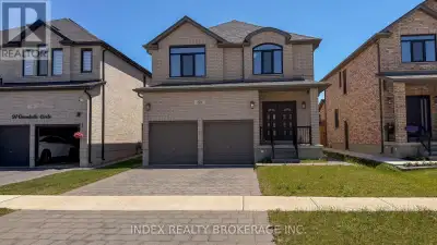 89 GRANDVILLE CIRCLE E Brant (Paris), Ontario