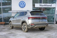 Taos Comfortline Heated front seats, Heated steering wheel, Leatherette Seating Surfaces, Power driv... (image 5)