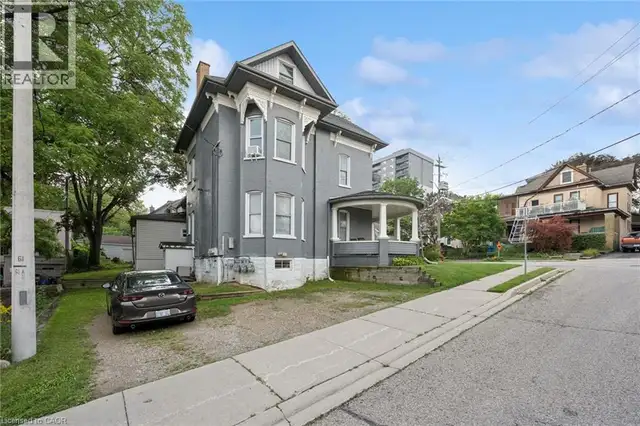 114 CHURCH Street Waterloo, Ontario in Houses for Sale in Kitchener / Waterloo - Image 5
