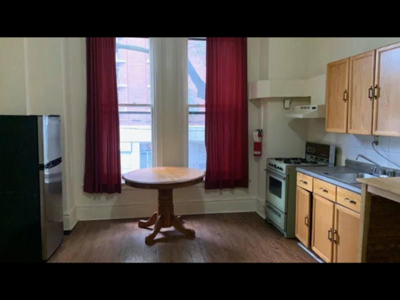 4Bedroom Apartment for Rent near Eaton CRyerson/Jarvis/Dundas Long