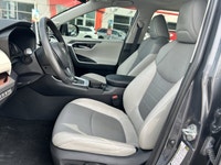 Experience the commanding presence and refined comfort of this 2019 Toyota RAV4 Limited, boasting a... (image 8)