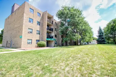 SOLD I'm thrilled to announce 150 Park Ave E, Unit 205 is officially SOLD. A big thank-you to my sel...