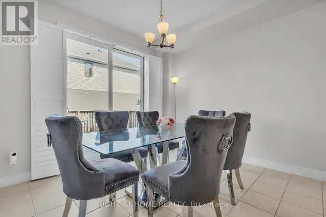 321 CARRIAGE WAY Waterloo, Ontario in Houses for Sale in Kitchener / Waterloo - Image 17
