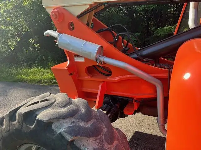 JLG Gradall G6-42A Telehandler Worksite Ready in Heavy Equipment in Hamilton - Image 13