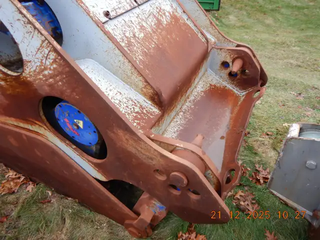 TERMINATOR TX750 75,000 ft-lb  QUARRY-DEMOLITION HAMMER/BREAKER in Heavy Equipment in City of Halifax - Image 33