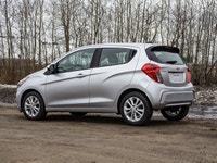 This Chevrolet is a compact and efficient car that is perfect for city driving, commuting, and anyon... (image 5)