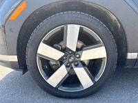 Welcome to Kingscross Hyundai! WAS: $42888 NOW: $42388 plus taxes and licensing fees Engine: 4 Cylin... (image 8)