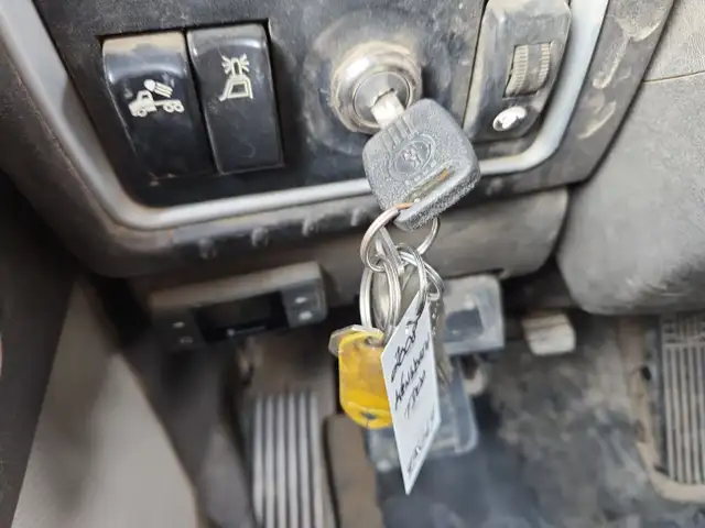 2008 Kenworth T800 in Heavy Trucks in St. Albert - Image 26