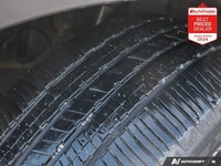 Silver 2024 Subaru Crosstrek Limited ONE OWNER | OFF LEASE |NO ACCIDENTS AWD Lineartronic CVT H4 NAV... (image 9)