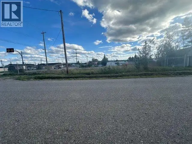 5012 50 Street Pouce Coupe, British Columbia in Land for Sale in Dawson Creek - Image 2