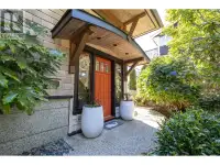 557 CENTRAL AVENUE Gibsons, British Columbia