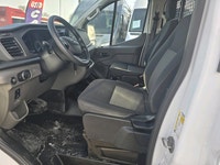 Perfect Auto CLEAN CARFAX - BUMPER TO BUMPER FACTORY WARRANTY - 3.5 L GAS - AWD - DIVIDER - BACK UP... (image 7)