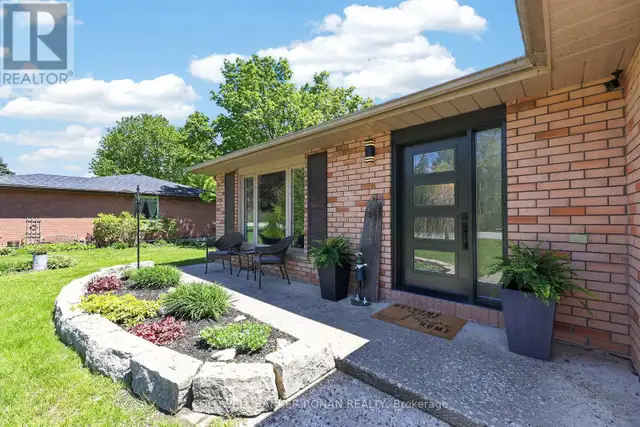 1959 SNOW VALLEY ROAD Springwater (Snow Valley), Ontario in Houses for Sale in Oakville / Halton Region - Image 3
