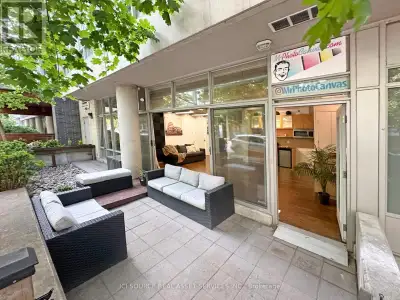 Exceptional Live/Work Loft. Investment Opportunity! Ready to move in. Very rare ground-level walk-in...