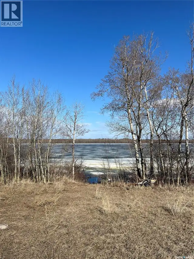 Dixon Lake Waterfront Invergordon Rm No. 430, Saskatchewan in Houses for Sale in Prince Albert - Image 6
