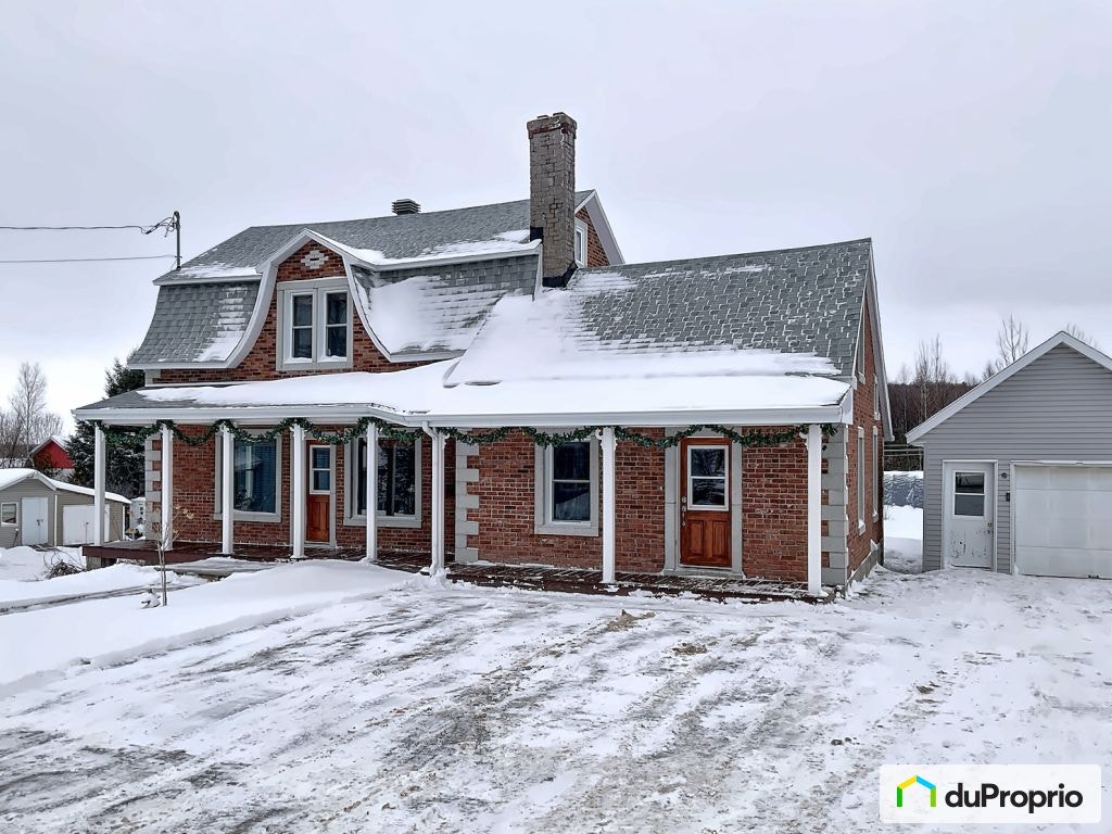 $285,000 - 2 Storey for sale in Chesterville — photo 2