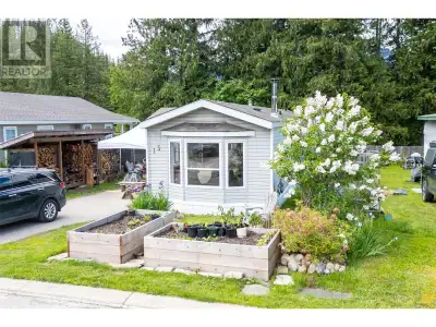 Why rent when you could own? This tasteful 2-bed, 1-bath modular home sits on a 46x98 sq ft private...