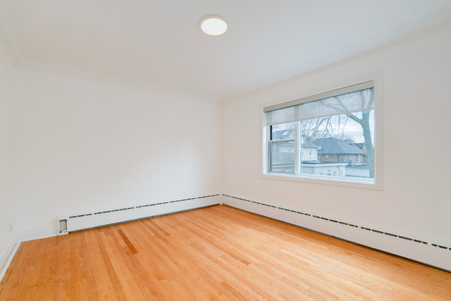 Newly renovated unit on transit line in Long Term Rentals in City of Toronto - Image 4