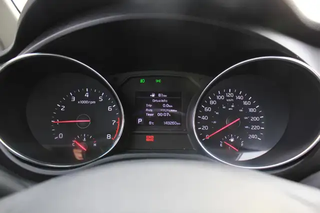 2019 KIA Sedona LX+ FWD for sale in Cars & Trucks in Comox / Courtenay / Cumberland - Image 21