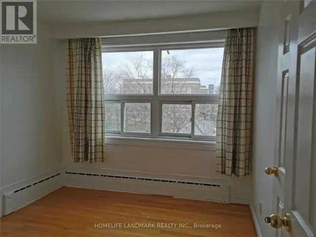UPPER - 407 ROYAL YORK ROAD Toronto (Mimico), Ontario in Long Term Rentals in Mississauga / Peel Region - Image 2