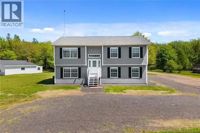 5572 Rte 10 Hardwood Ridge, New Brunswick in Houses for Sale in Fredericton - Image 2