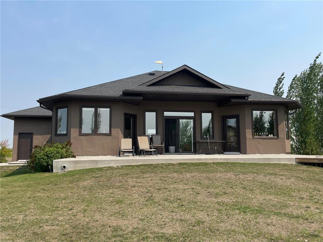 A 670 Veteran Drive Cartwright, Manitoba in Houses for Sale in Brandon - Image 2