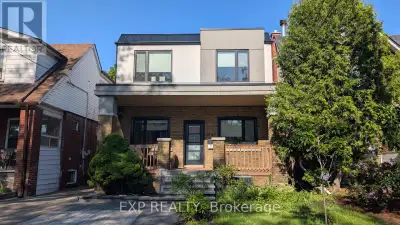 1043 LOGAN AVENUE Toronto (Broadview North), Ontario