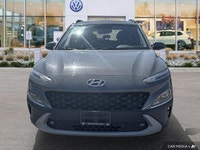 This Hyundai Kona boasts a Regular Unleaded I-4 2.0 L/122 engine powering this Variable transmission... (image 7)